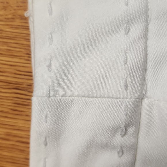 Claudia Ev White Capri Cropped Pants 16 Beautiful stitching detail &front button - Picture 4 of 6